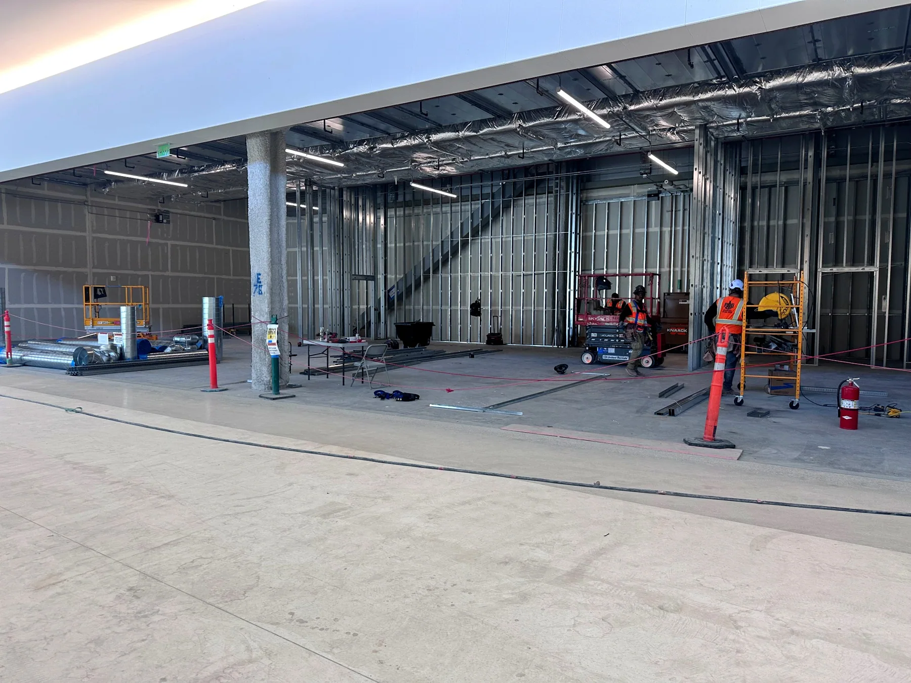Univision San Diego Airport project photograph 8